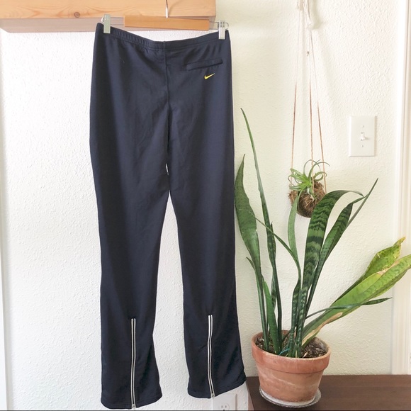 Nike Dry Fit joggers - Picture 3 of 8